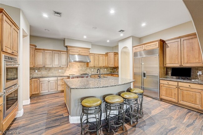 Building Photo - 8490 S Via De Bella Sidra Ct