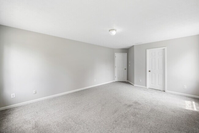 Building Photo - 3690 Golfe Links Dr