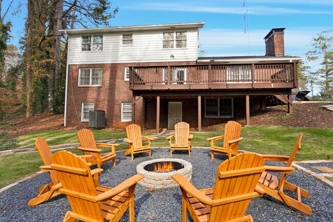 Building Photo - 520 Willeo Rd