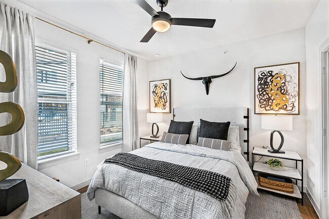 Building Photo - 4401 E Pflugerville Pkwy