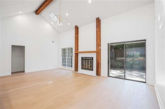 Building Photo - 200 Nestor Ct