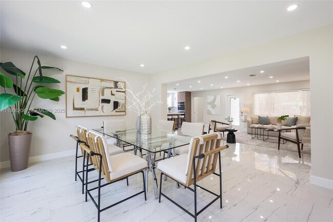 Building Photo - 1510 Coolidge St