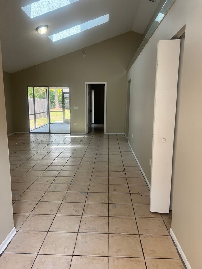 Building Photo - Super Cute 3 Bed / 2 Bath Home In Sanford