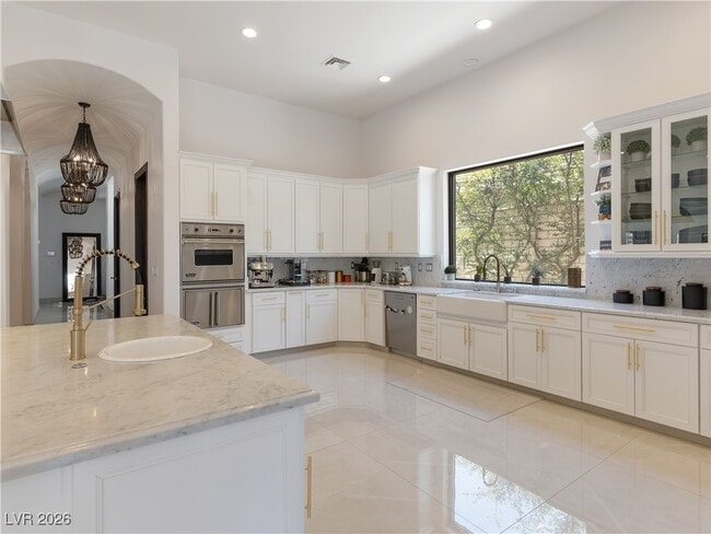 Building Photo - 190 Inveraray Ct