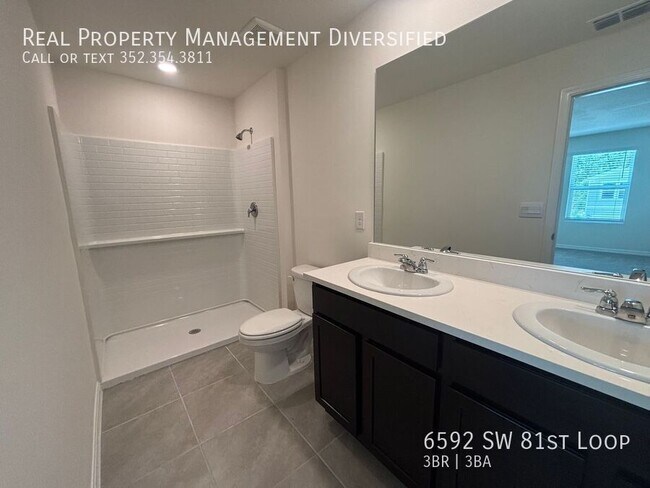 Building Photo - 6592 SW 81st Lp