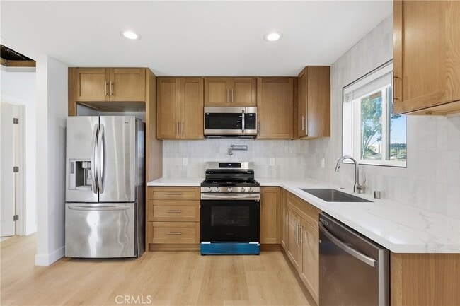 Building Photo - 1206 Kornblum Ave.