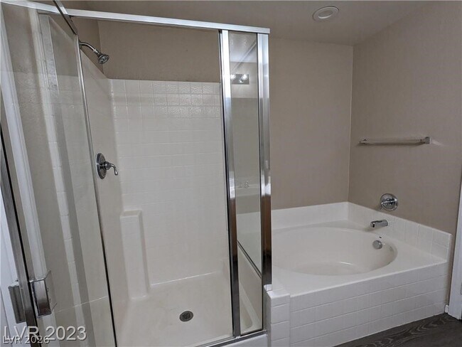 Building Photo - 6298 W Levi Ave