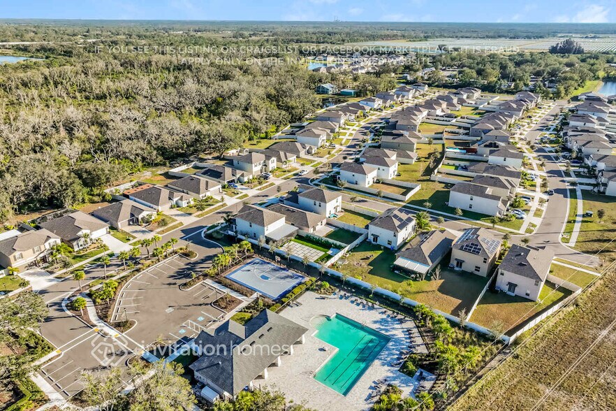 Building Photo - 1520 Blue Rose Dr