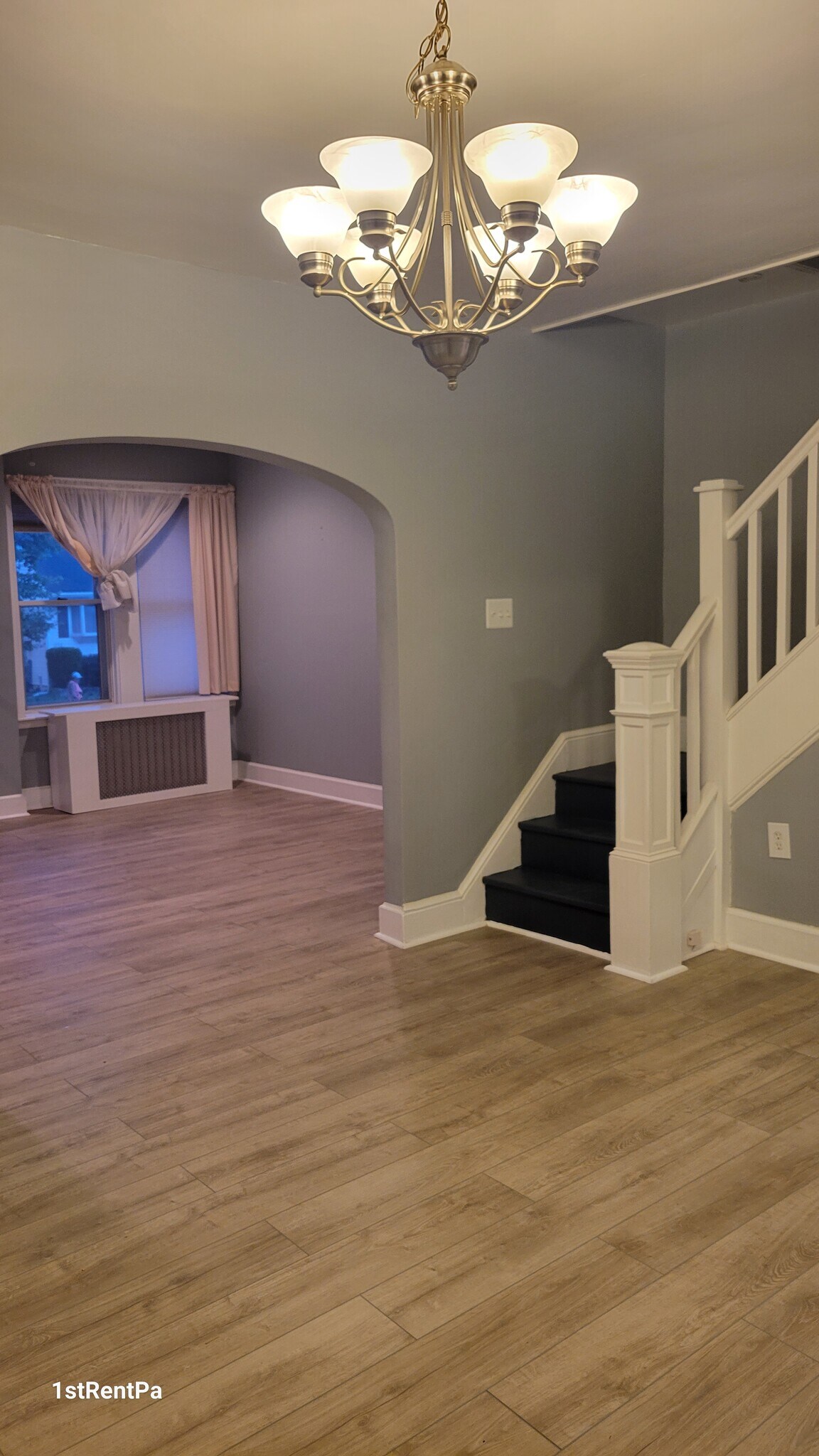 Building Photo - 209 Trites Ave