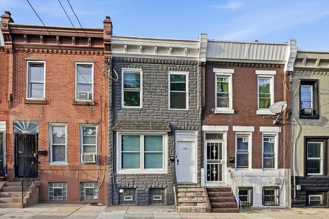 Building Photo - 621 E Clearfield St
