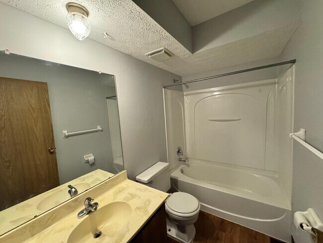 Building Photo - 1305 Palmer House Ct