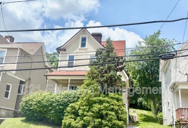 Primary Photo - 1222 Broadway Ave