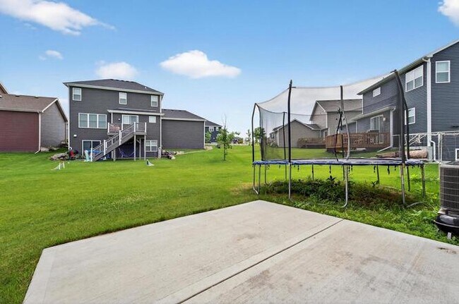 Building Photo - 9720 Winter Basil Dr