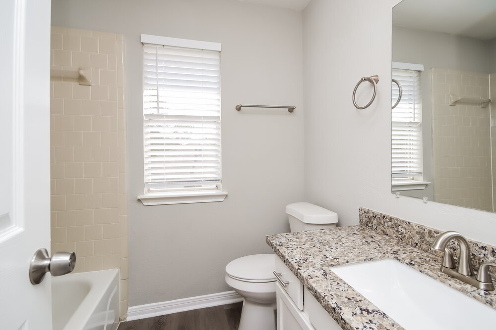 Building Photo - 1710 Whiteback Dr