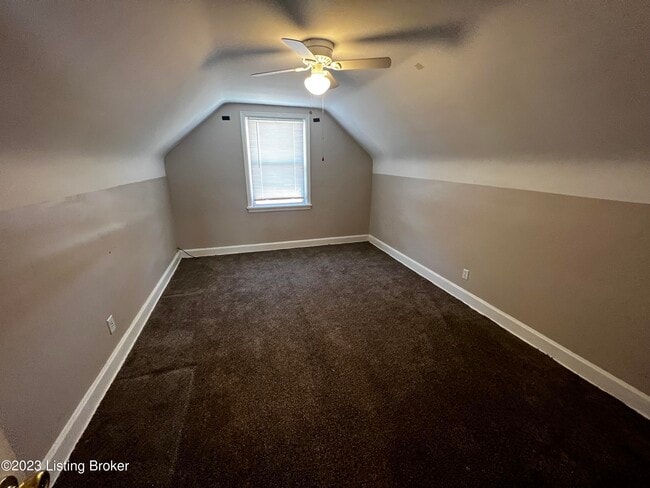 Building Photo - 1002 Meadow Hill Rd