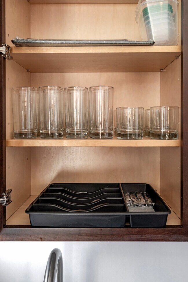 Building Photo - 826 N Broad St