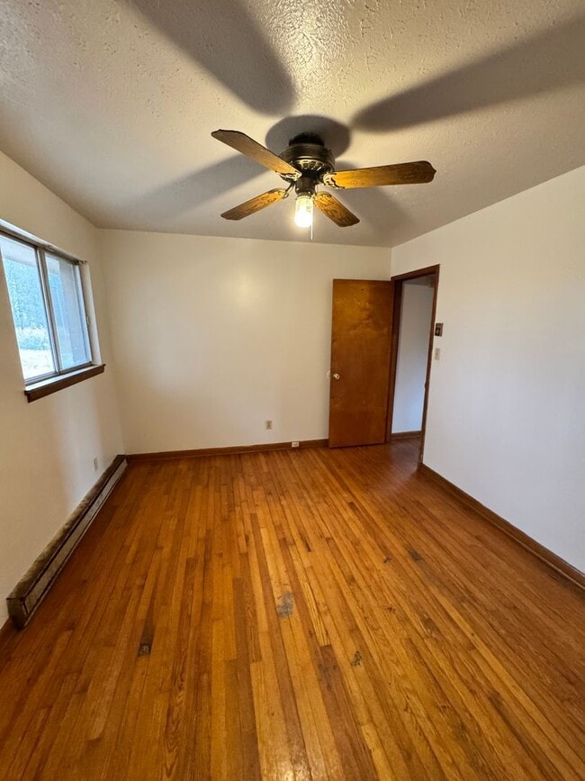 Building Photo - 2/1 outside city limits of Shelby, NC