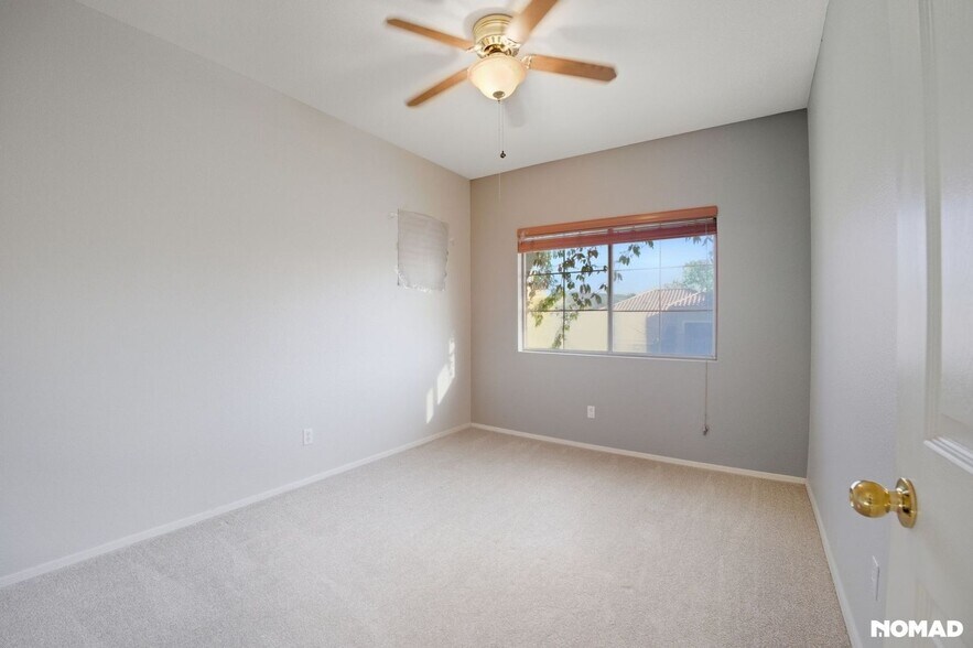 Building Photo - 16626 S 15th St