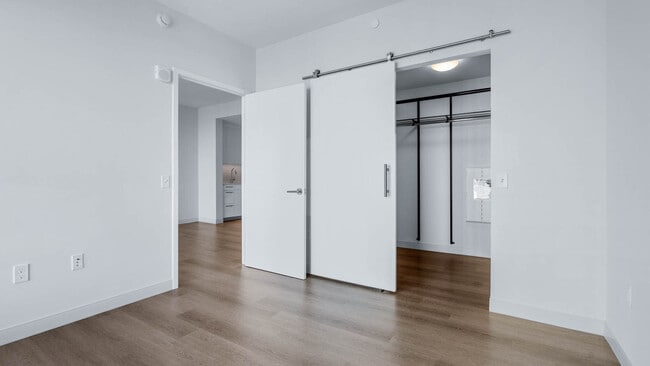 Building Photo - 35 Lomasney Wy