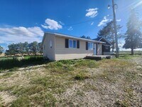 Building Photo - Burley Acreage