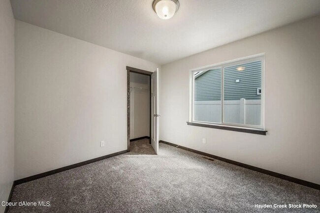 Building Photo - Beautiful Newer 3 Bedroom Home in Brookshire – Mountain Views!