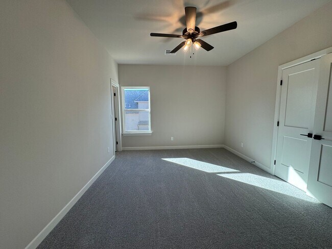 Building Photo - BRAND NEW - 4 bed - 3 bath - 2 car with fenced yard!