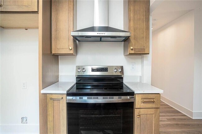 Building Photo - 3448 Orchard Cir