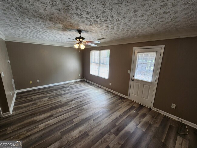 Building Photo - 4004 Browne Ct