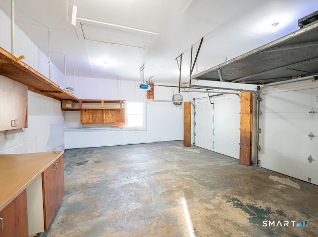 Building Photo - 15 Ridgebrook Dr