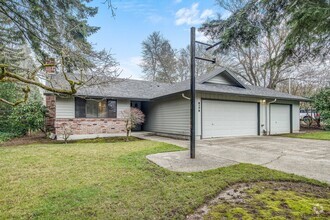 Building Photo - SW Portland - Single Level - 3 Bed, 2 Bath