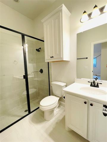 Building Photo - 2123 Victoria Ln