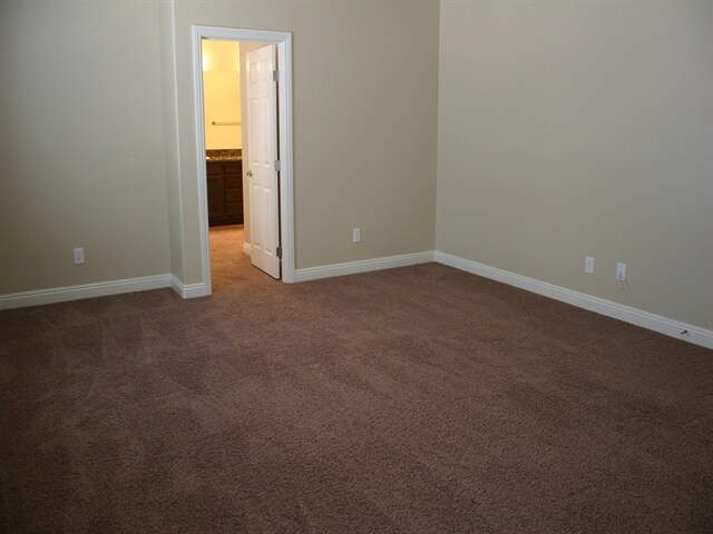 Building Photo - 2812 E Gables Vale Ct