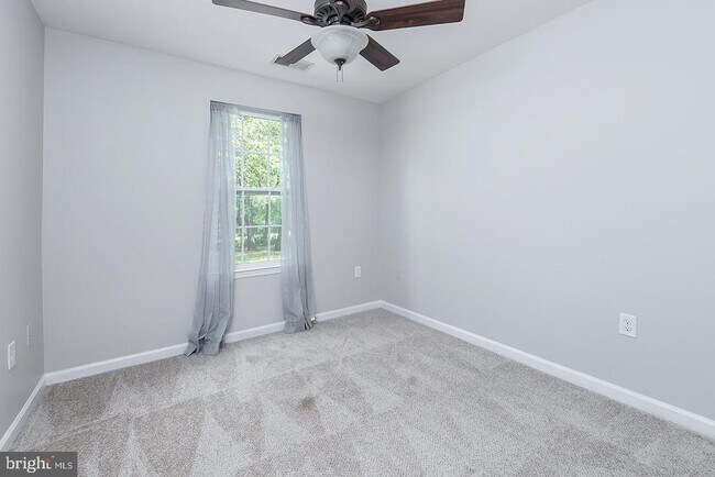 Building Photo - 1122 Tristram Cir