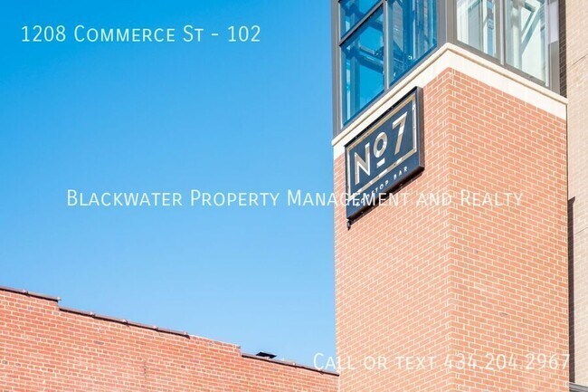 Building Photo - 1208 Commerce St