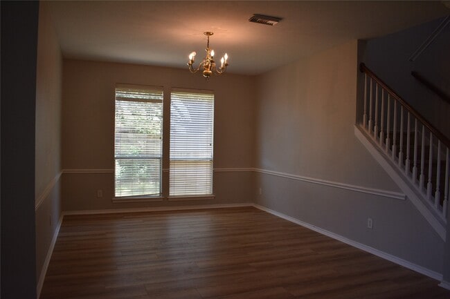 Building Photo - 4214 Creek Ridge Ln