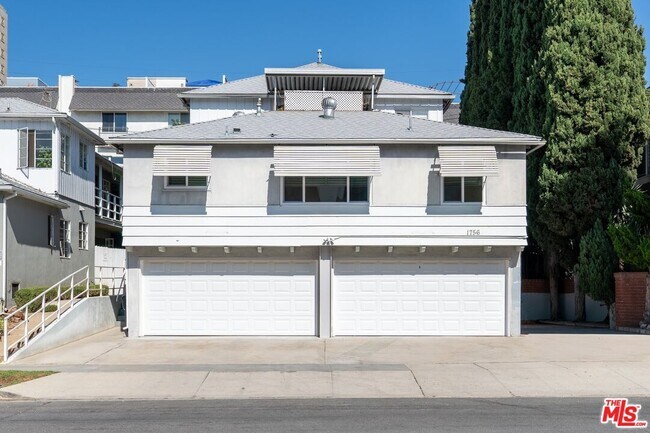 Building Photo - 1756 Malcolm Ave