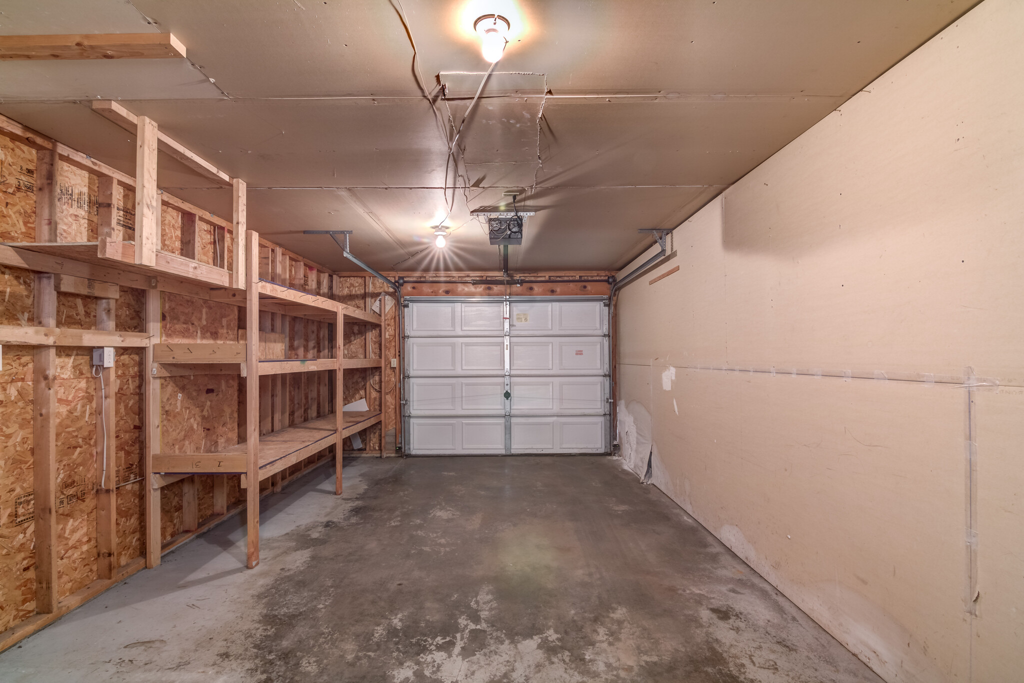 Building Photo - 2101 Mittelstadt Ln