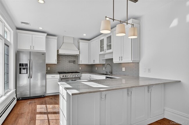 Building Photo - 165 Piermont Ave