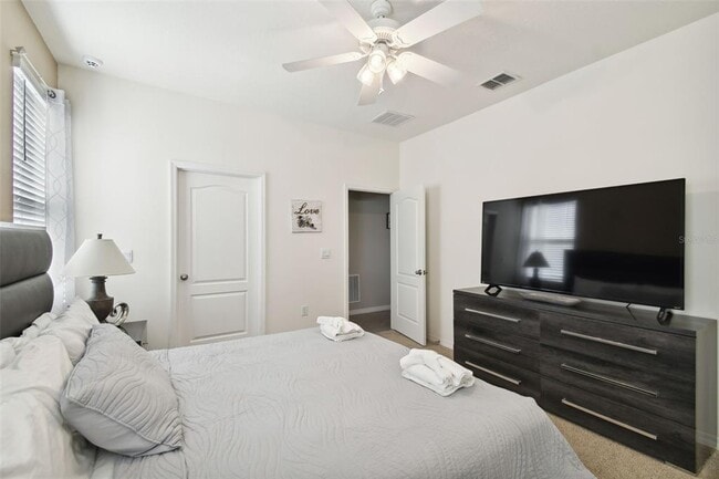 Building Photo - 7704 Oakmoss Loop