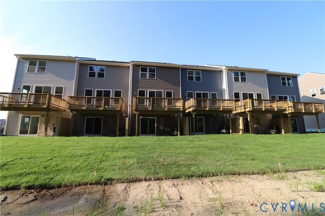 Building Photo - 419 Burden Dr