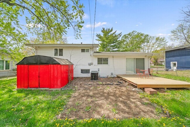 Building Photo - 4603 S Willis Ave