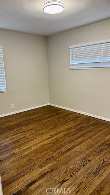 Building Photo - 1336 E Dalton Ave