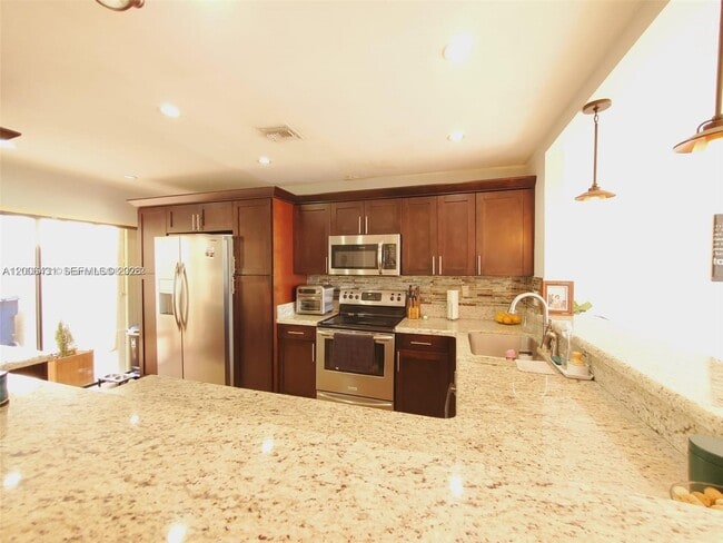 Building Photo - 3619 Torremolinos Ave