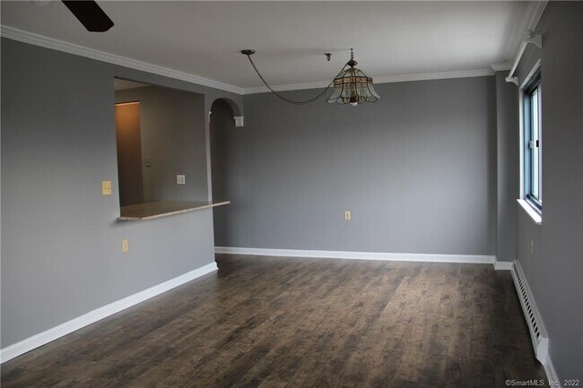 Building Photo - 51 Schuyler Ave