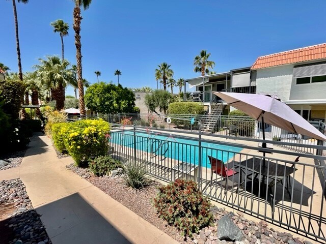 Building Photo - 45320 Panorama Dr