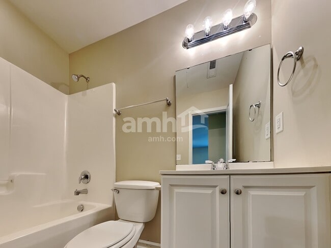 Building Photo - 318 Salkahatchie St