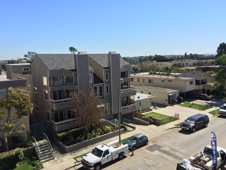 Building Photo - 11929 Courtleigh Dr