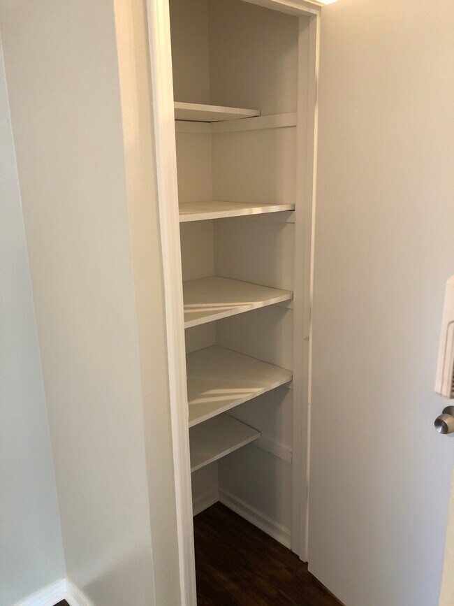 Building Photo - 13403 Rhudy Dr