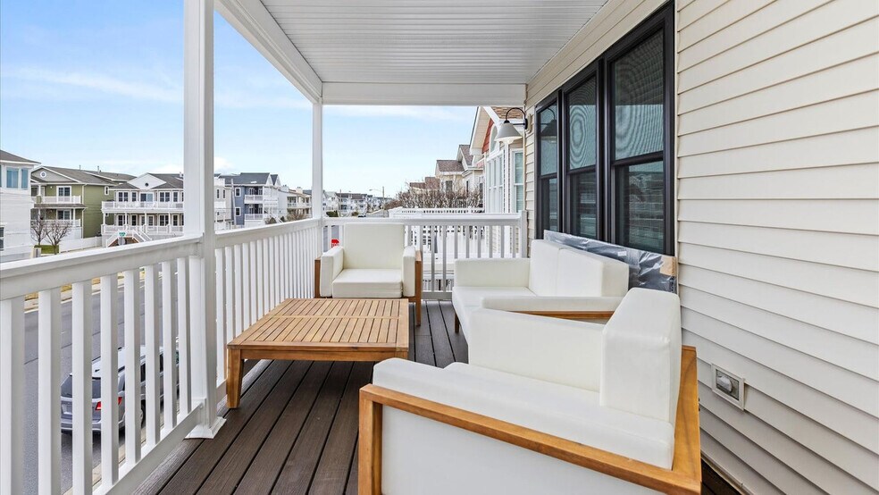 Building Photo - 3136-38 Haven Ave