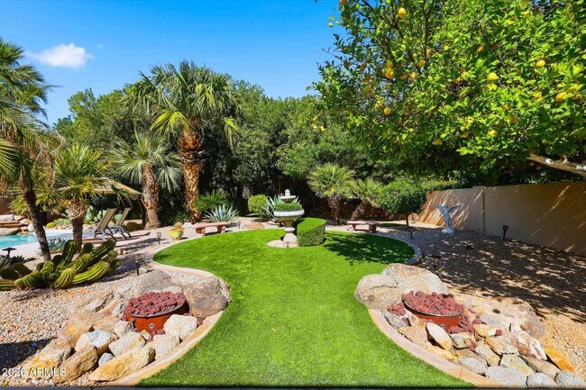 Building Photo - 7642 E Hartford Dr